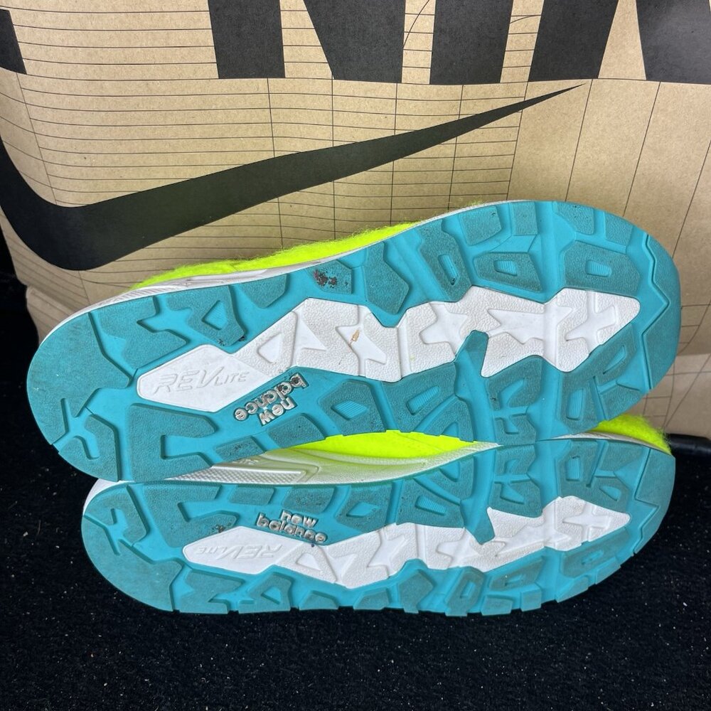 New Balance Mita x 580 Battle of The Surfaces Tennis Ball MRT580MI Size 11.5 - Picture 6 of 7
